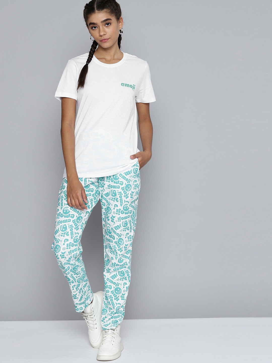 

Kook N Keech Emoji Women White & Sea Green Printed Co-Ords Set