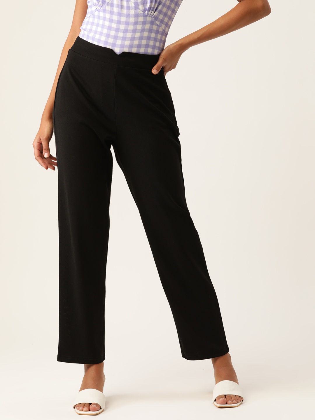 

DressBerry Women Black Solid Regular Trousers