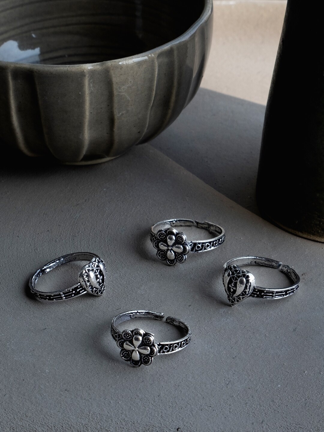 

Infuzze Women Silver-Toned Set of 2 Pairs Toe Ring