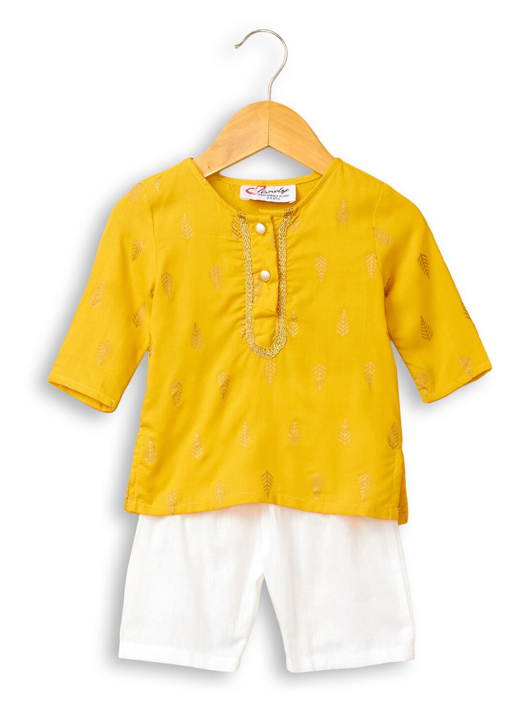 

Hopscotch Boys Mustard & White Foil Printed Kurta And Pyjama Set