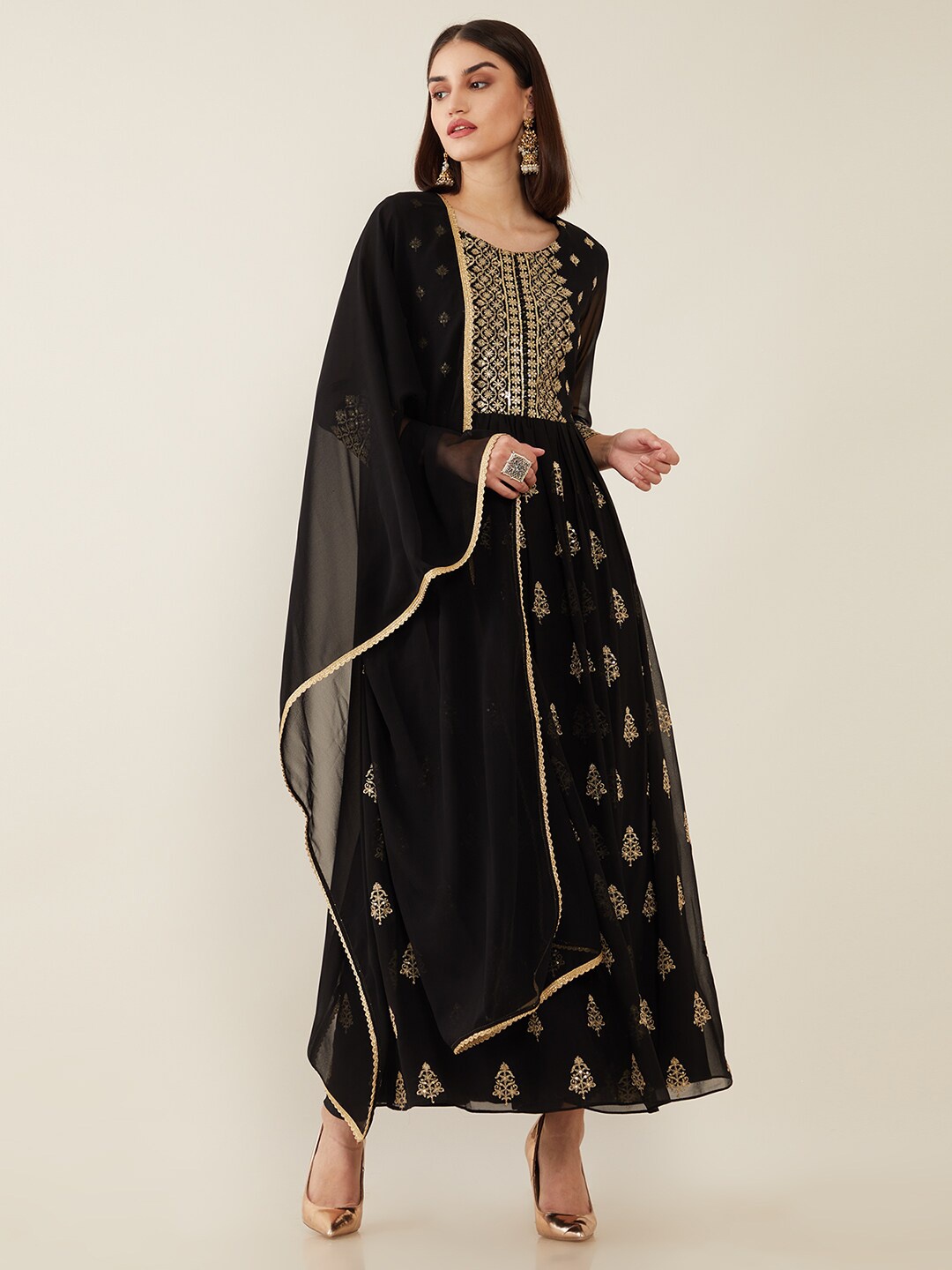 

Soch Black & Gold Ethnic Motifs Embroidered Sequinned Kurta With Churidar & Dupatta