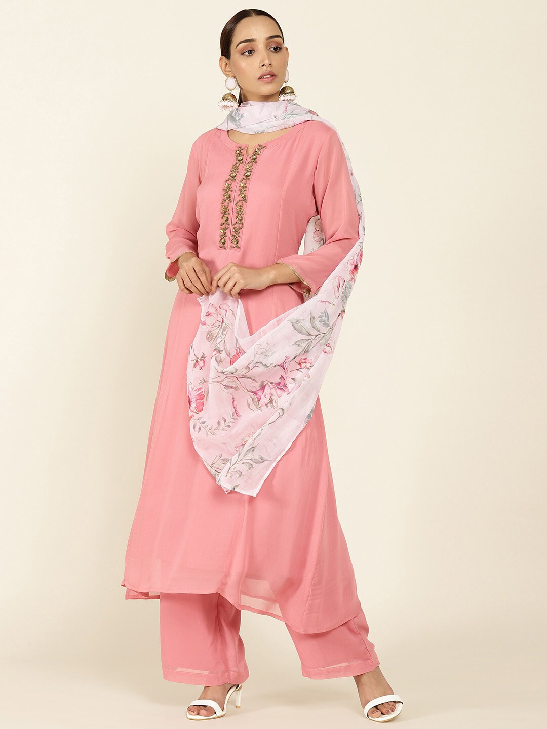 

Soch Women Pink & White Floral Printed Kurta With Trousers & Dupatta