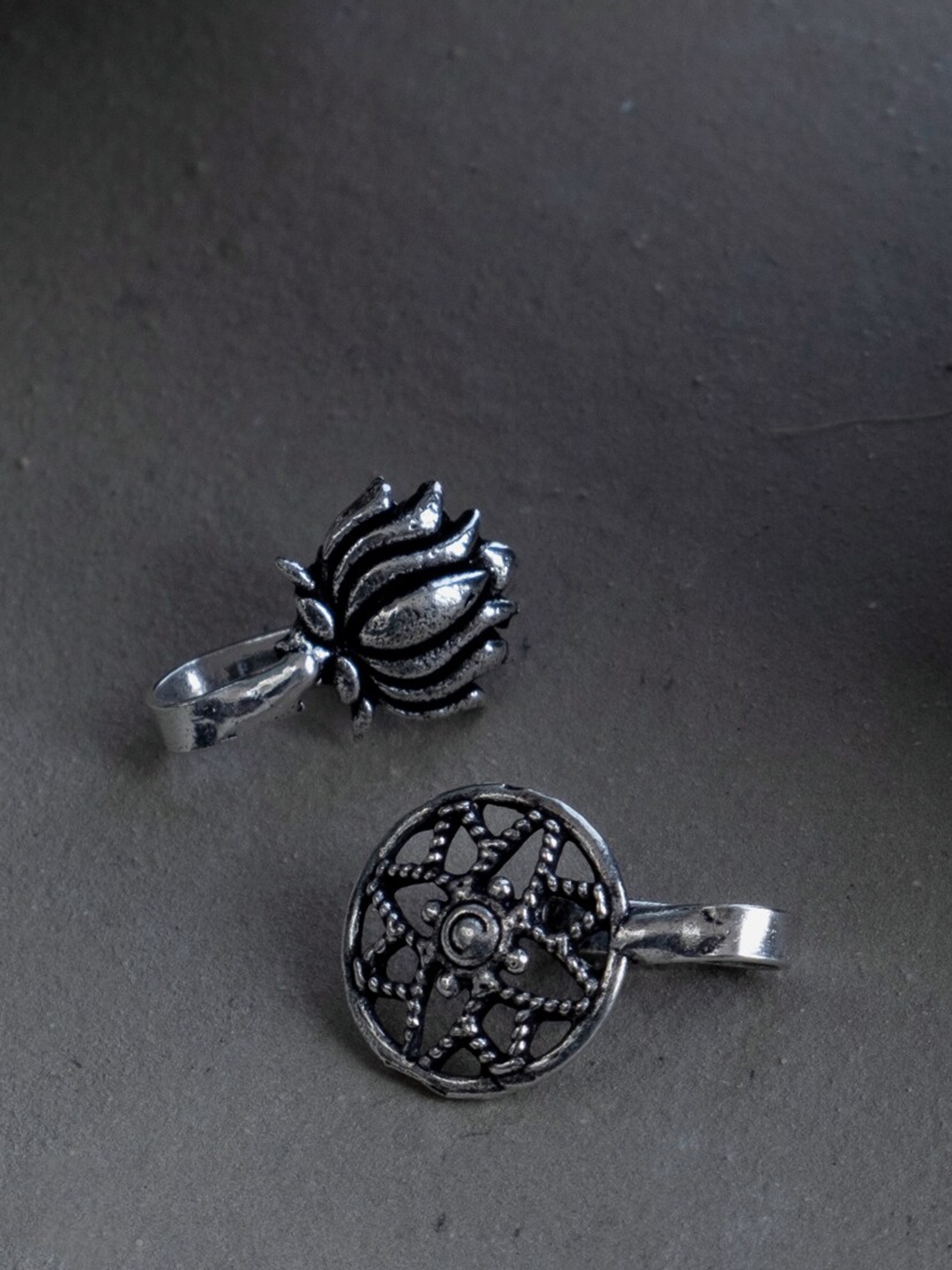 

Infuzze Set Of 2 Oxidised Silver-Plated Stud Nosepins
