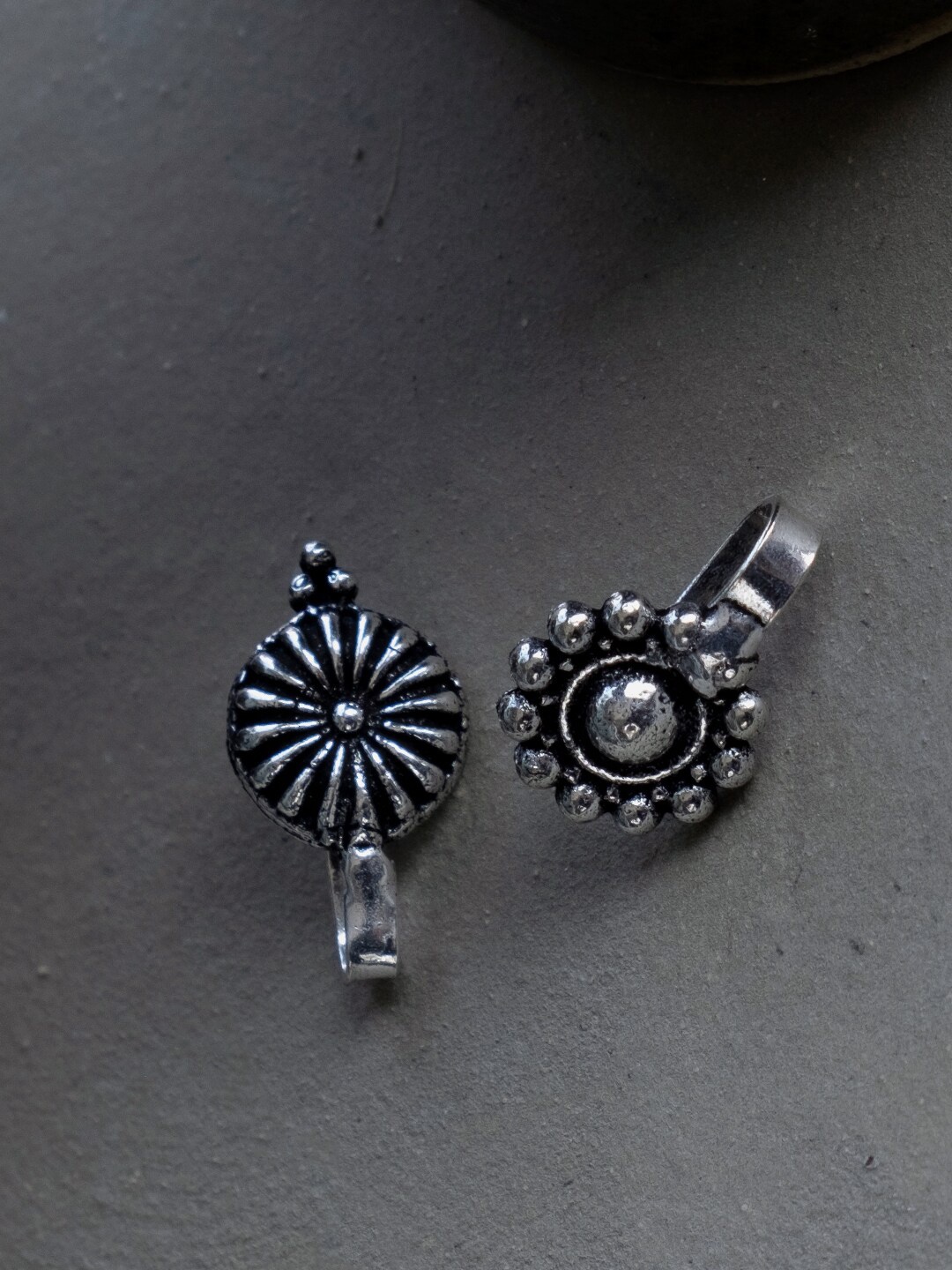 

Infuzze Set Of 2 Oxidised Silver-Plated Stud Nose pins