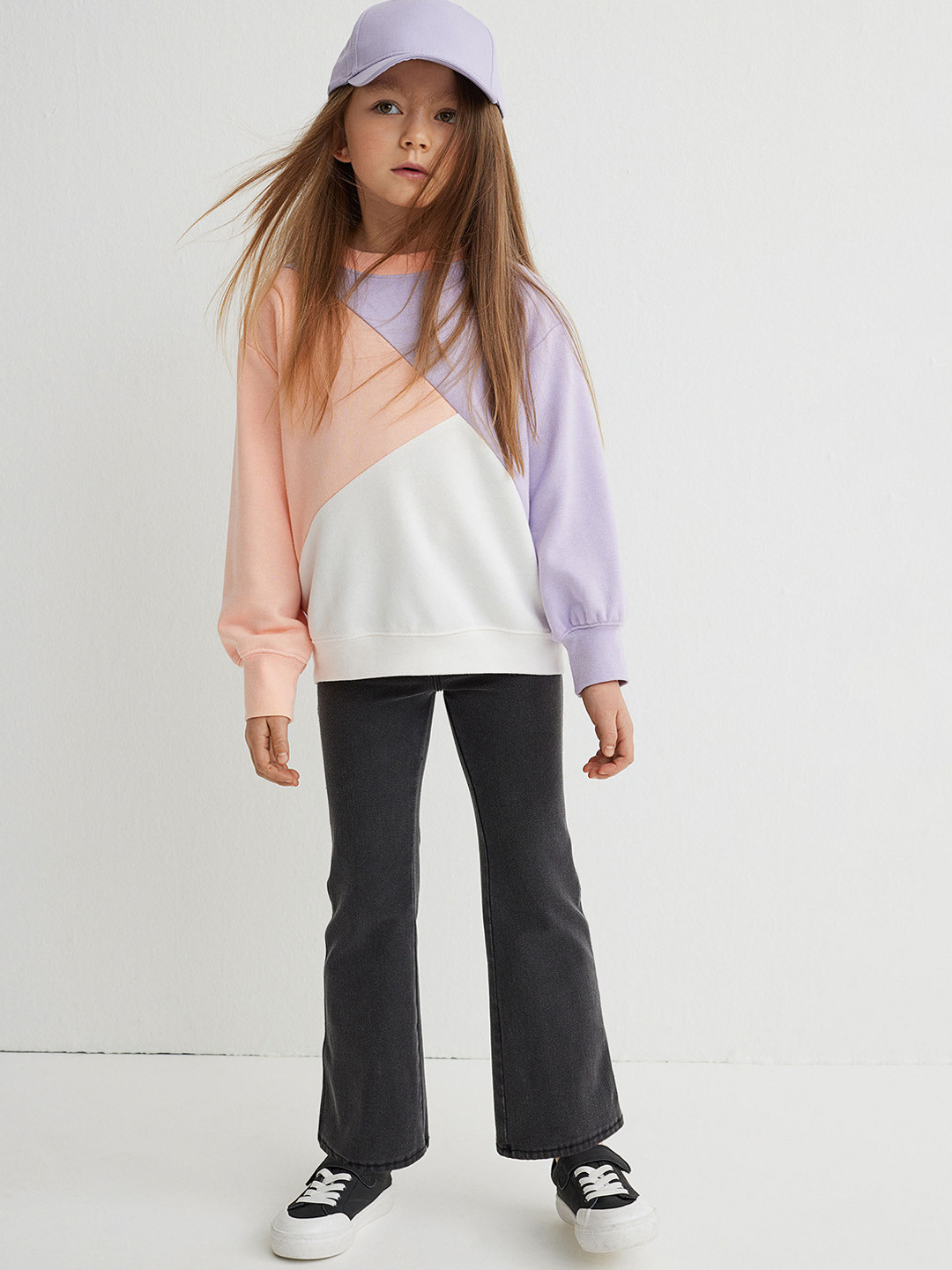 

H&M Charcoal Grey Flared Jeggings