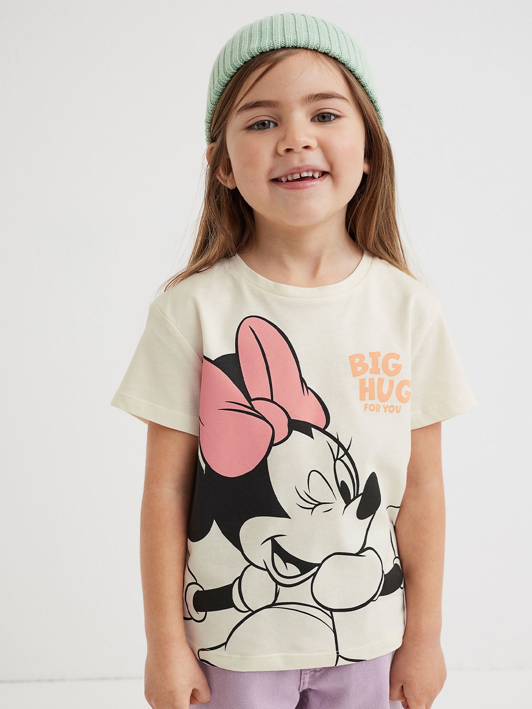 

H&M Girls Pink & Black Mickey Mouse Printed Pure Cotton T-shirt
