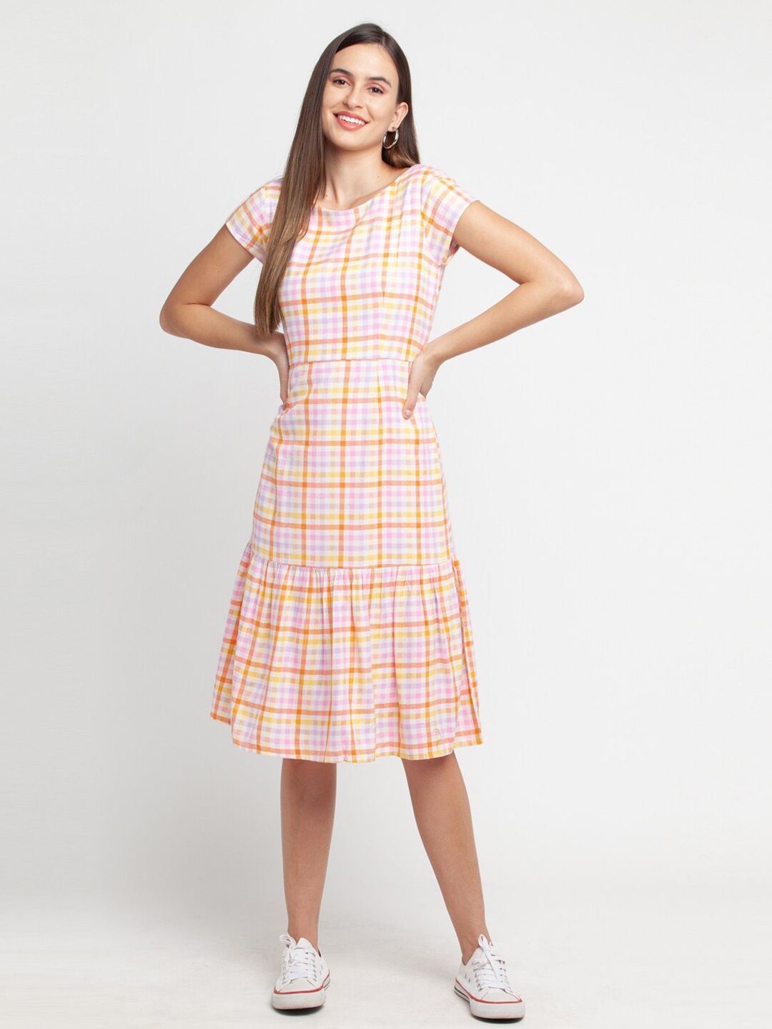 

Zink London Women Cotton White & Pink Checked A-Line Styled Back Dress