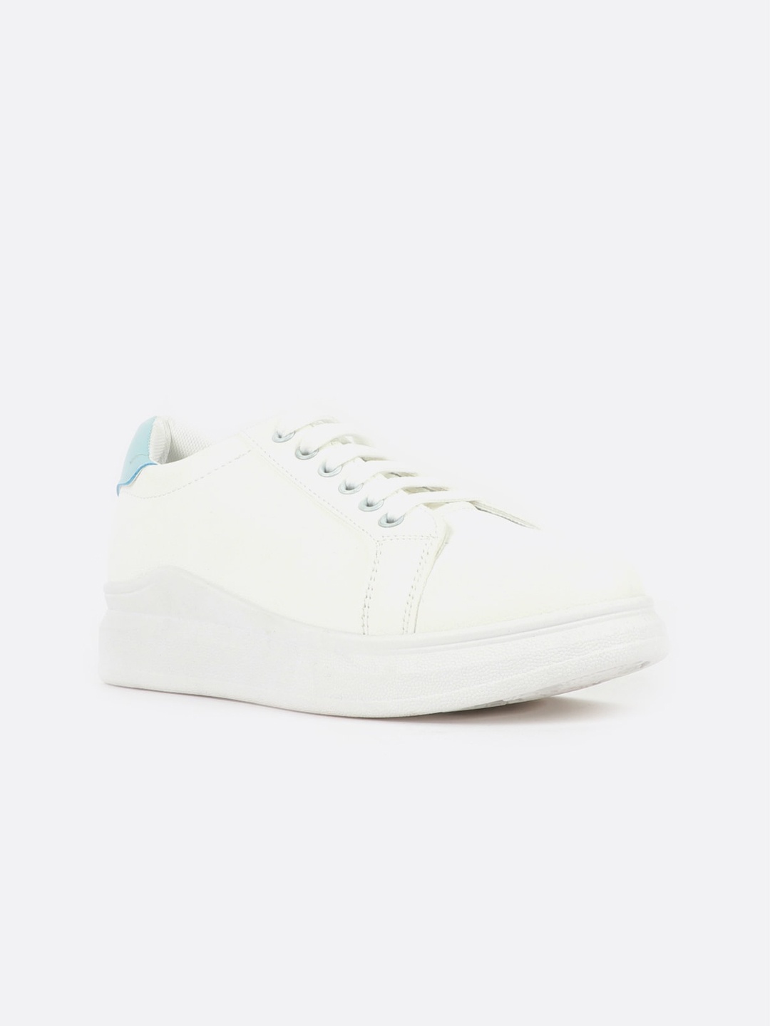 

Carlton London Woman White Sneakers