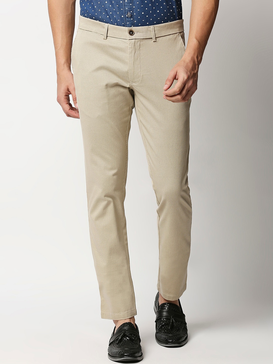 

Basics Men Khaki Solid Tapered Fit Casual Cotton Trousers