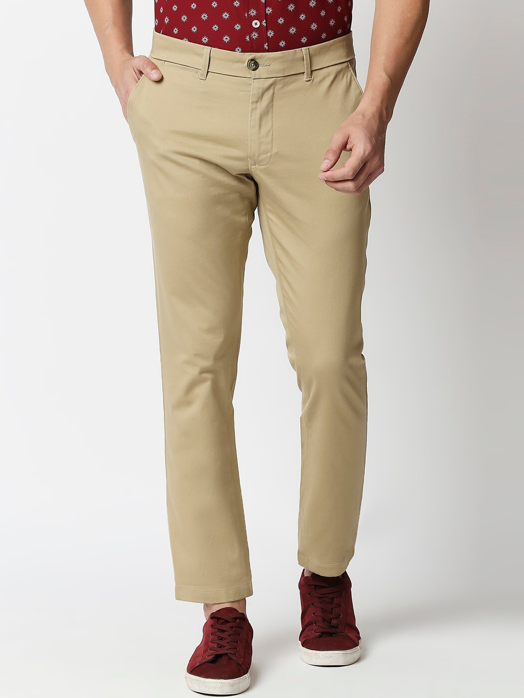 

Basics Men Khaki Tapered Fit Trousers