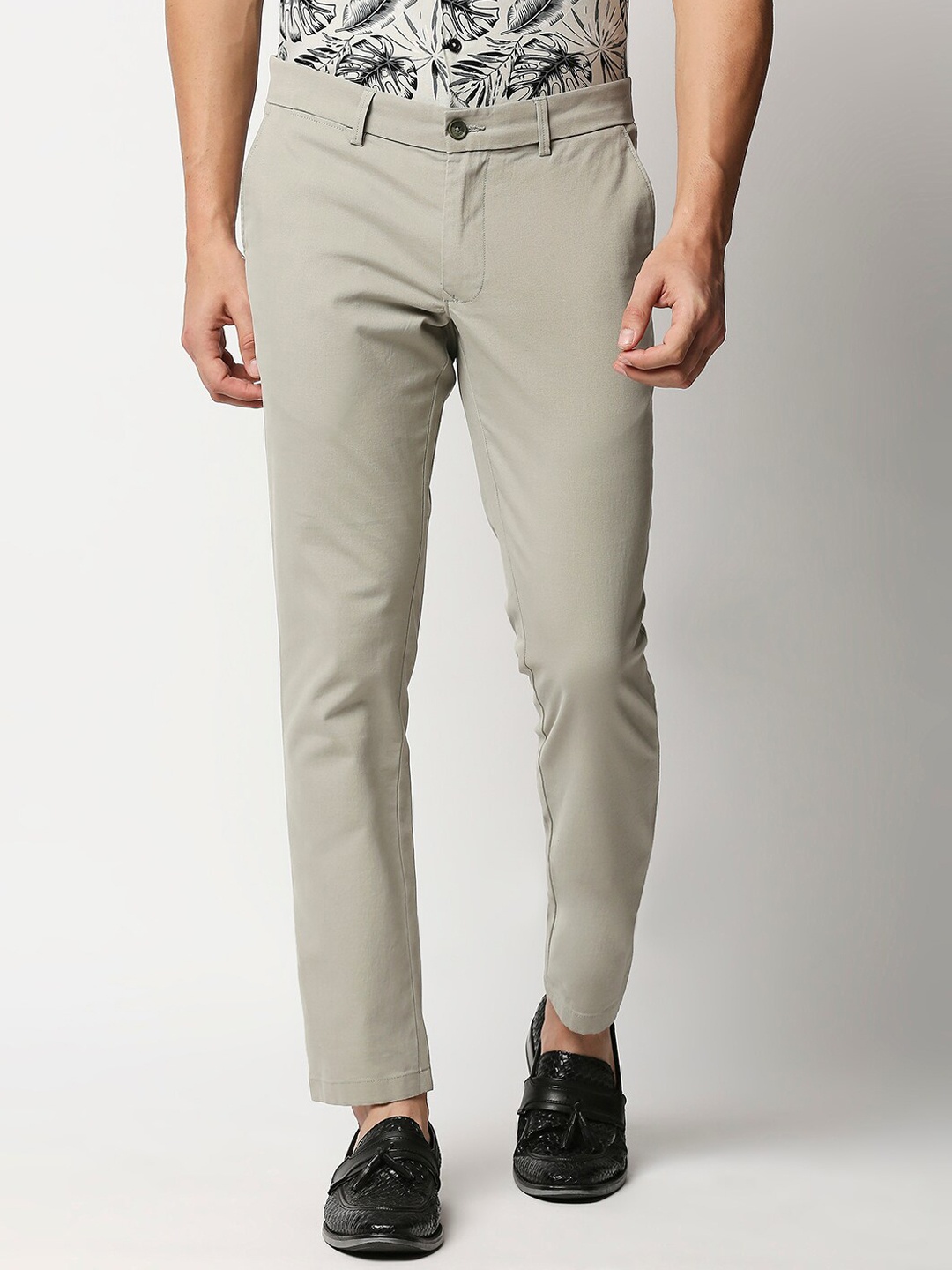 

Basics Men Green Tapered Fit Trousers