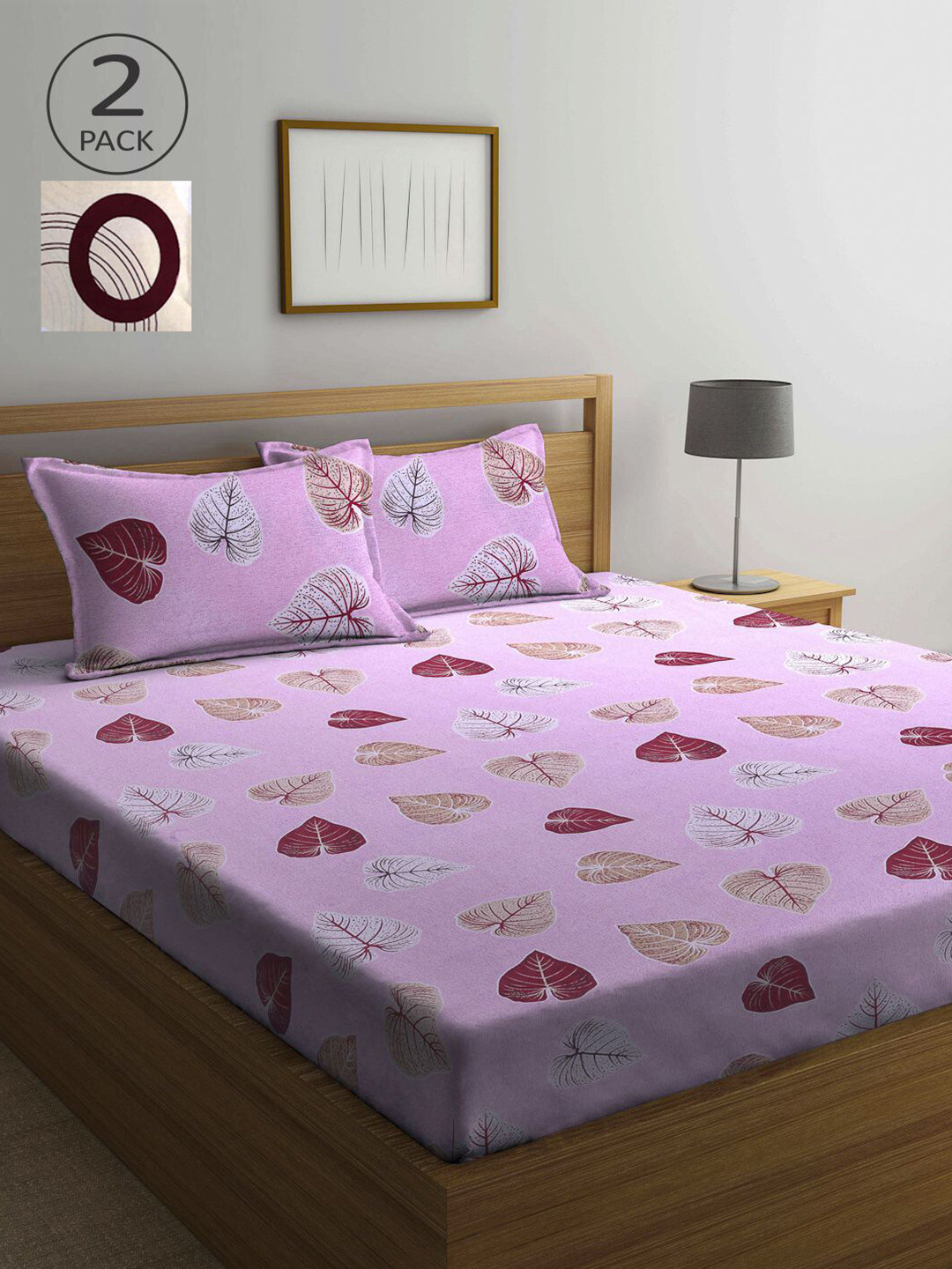 

KLOTTHE Pink & Beige Geometric 210 TC 2 Queen Bedsheet with 4 Pillow Covers