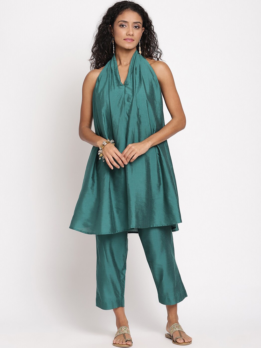 

Abhishti Women Green Pleated Kurta with Trousers