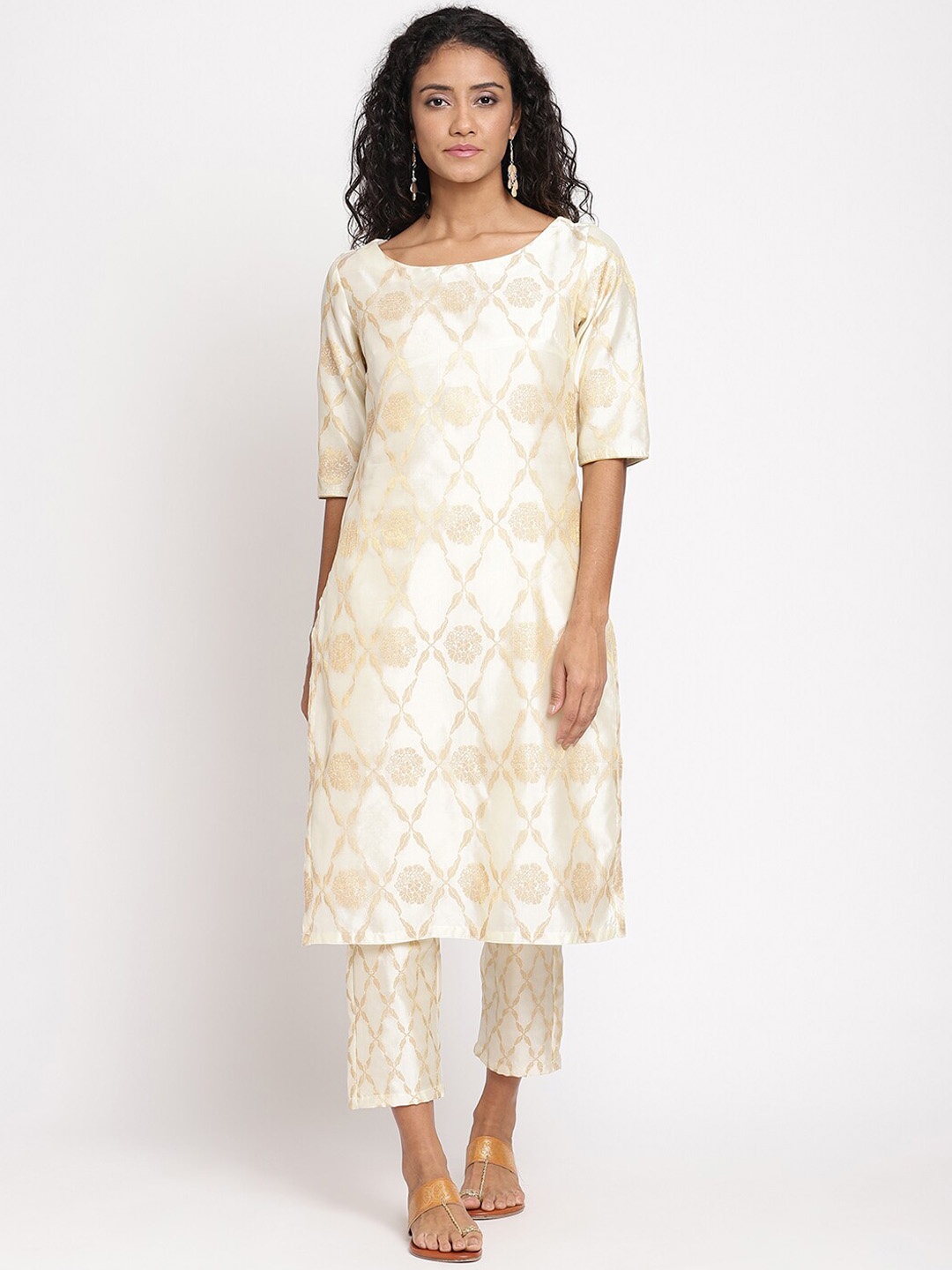 

Abhishti Banarasi Cream Floral Woven Design Regular Fit Cotton Silk Jacquard Kurta