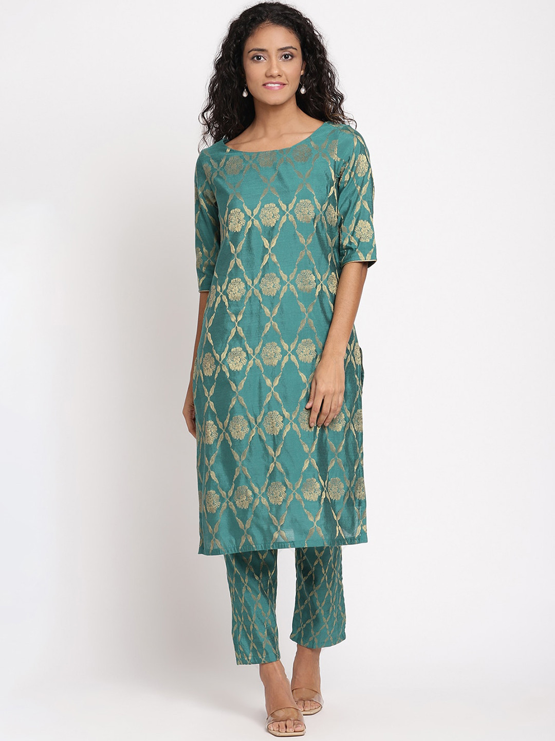 

Abhishti Women Green Geometric Printed Banarasi Kurta