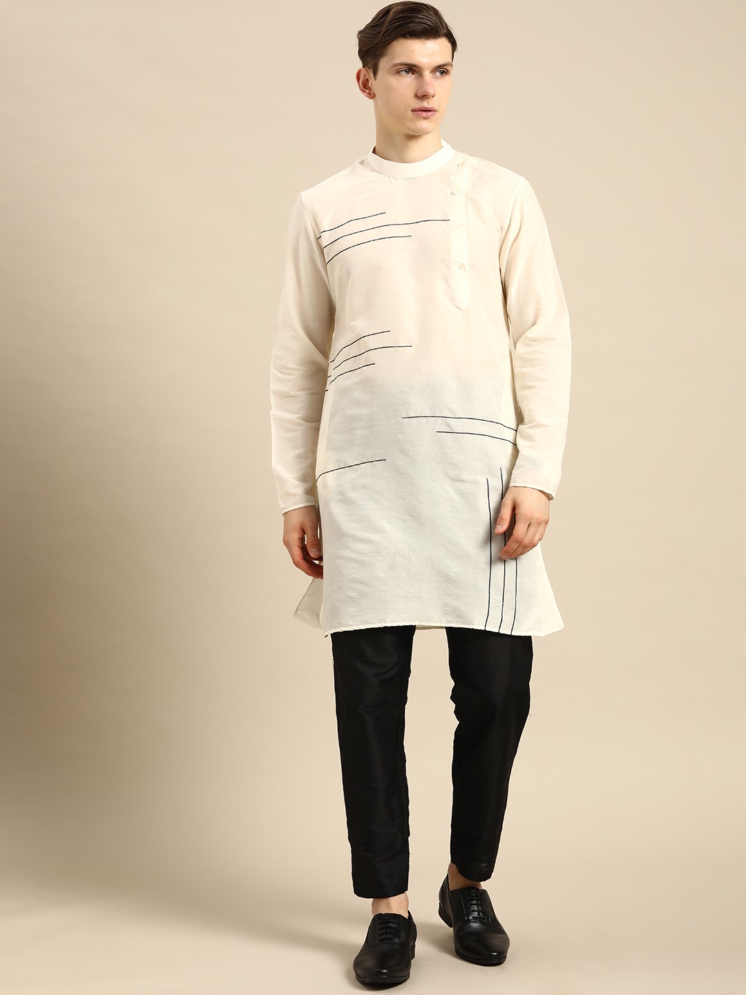 

Anouk Men Off White Embroidered Kurta with Trousers