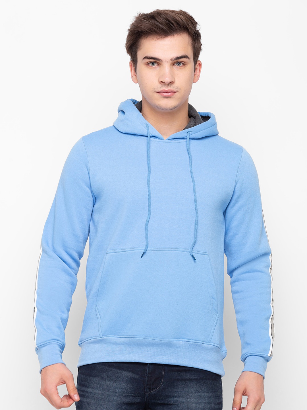 

Globus Men Blue Solid Hooded Regular Fit Pullover Sweatshirt