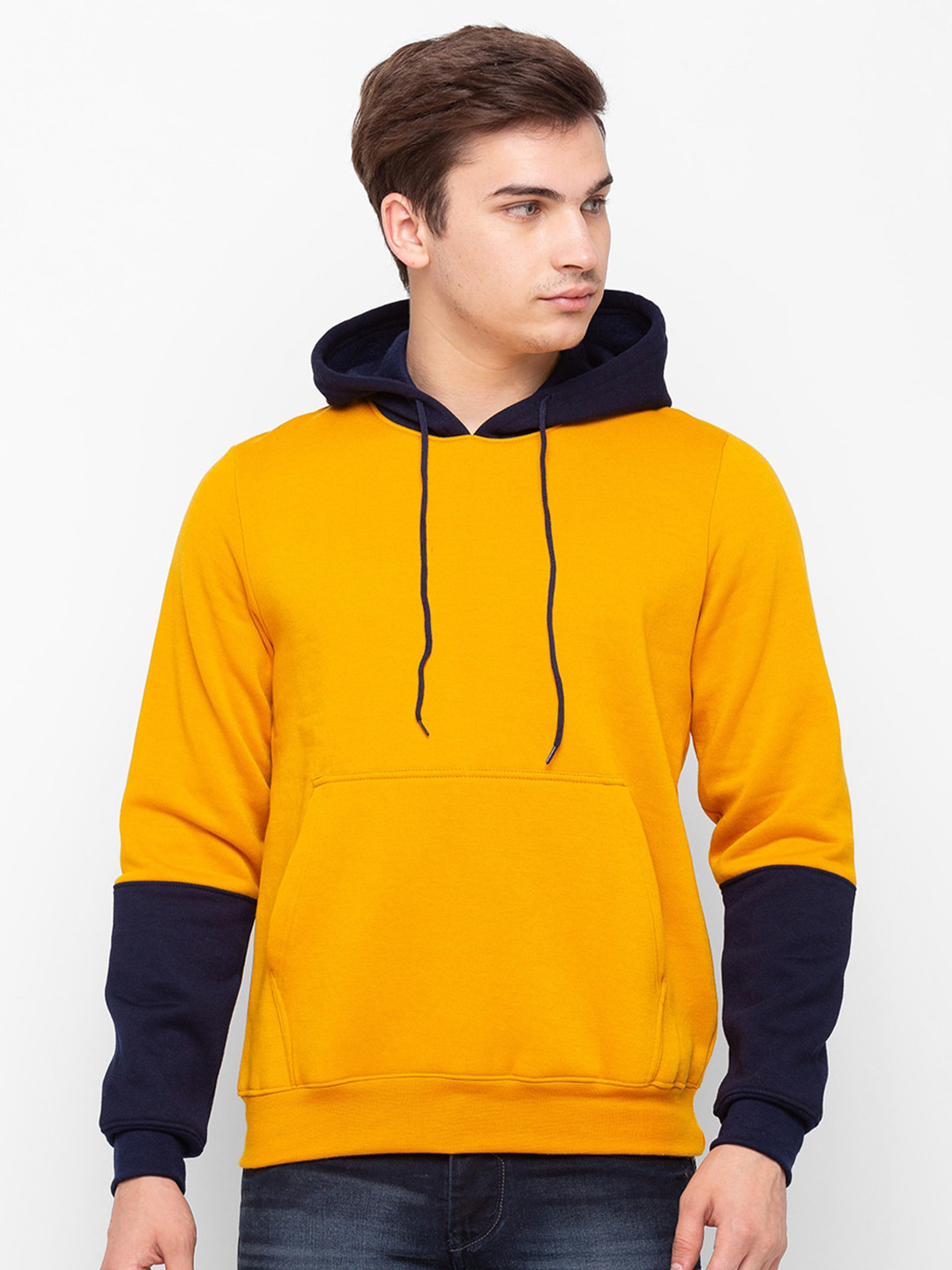 

Globus Men Mustard Solid Hooded Sweatshirt