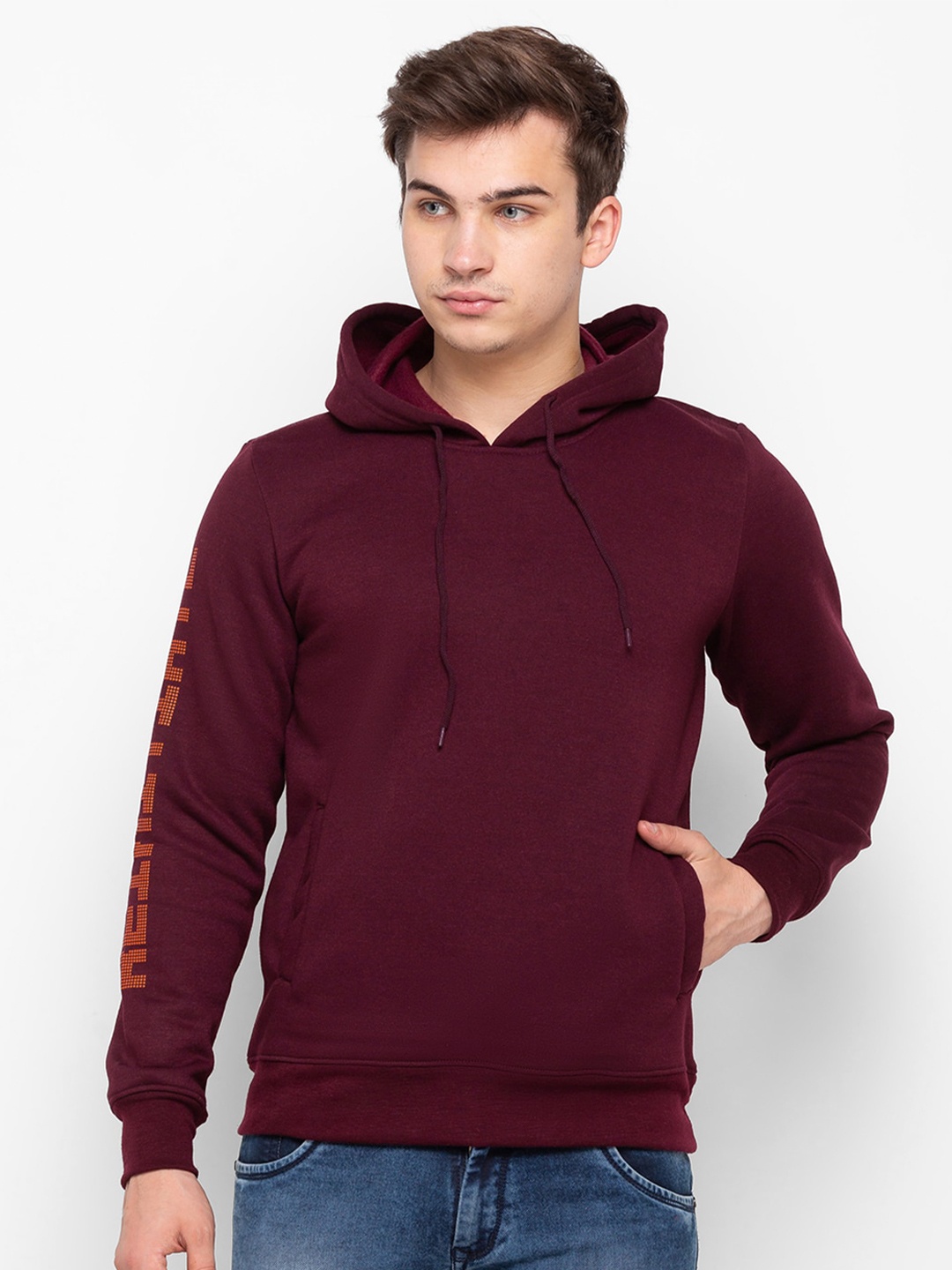 

Globus Men Maroon Solid Hooded Sweatshirt