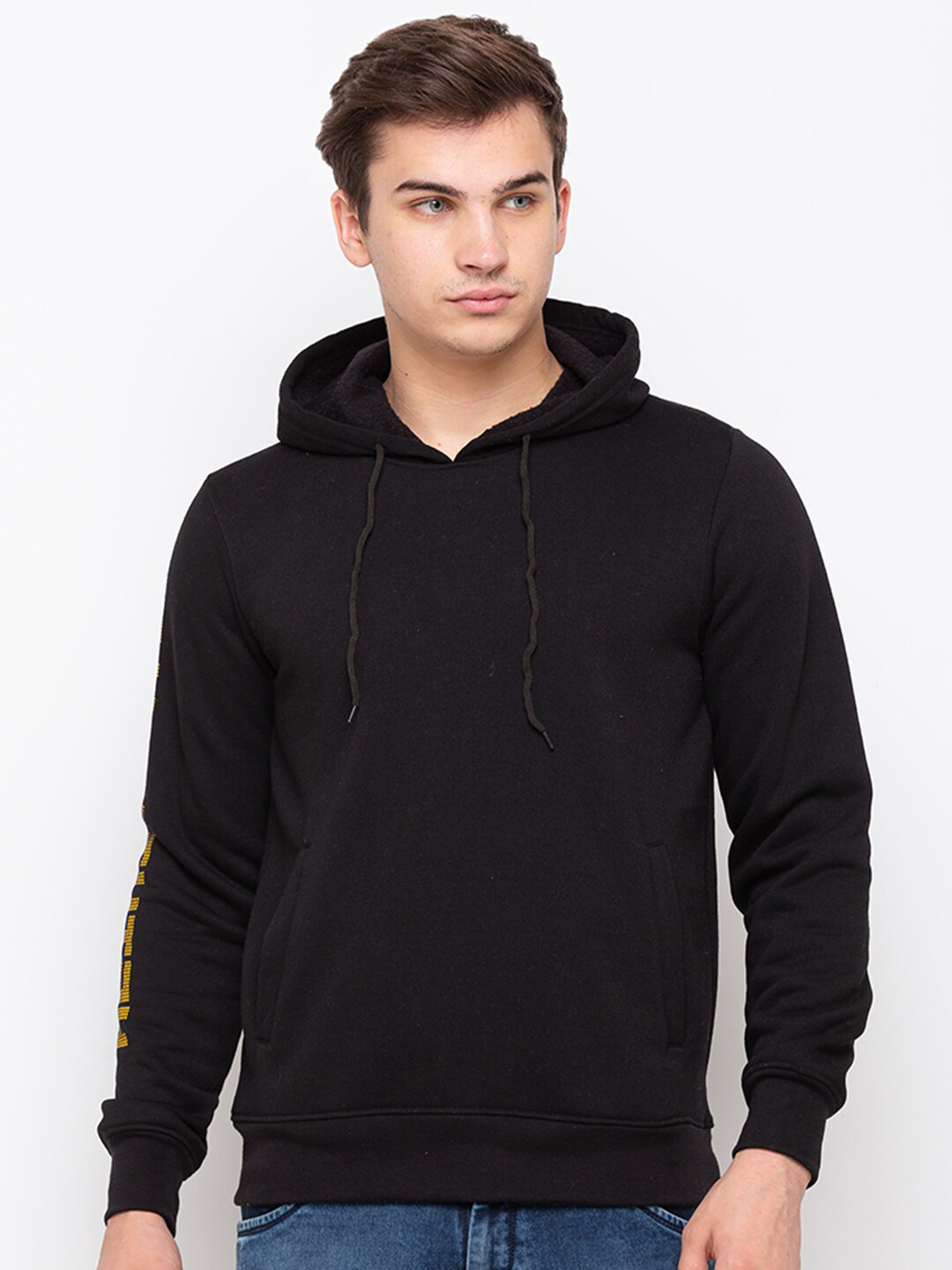 

Globus Men Black Hooded Solid Sweatshirt