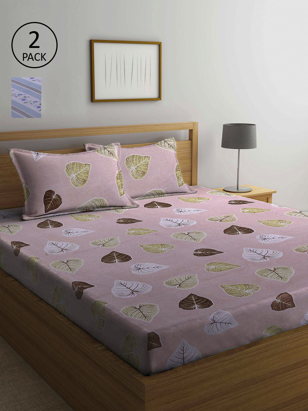 

KLOTTHE Peach-Coloured & White Floral 210 TC 2 Queen Bedsheet with 4 Pillow Covers