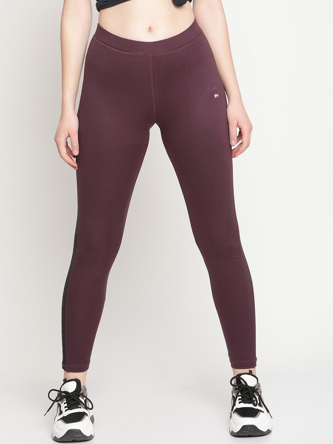 

COASTLAND Women Burgundy Solid Tights