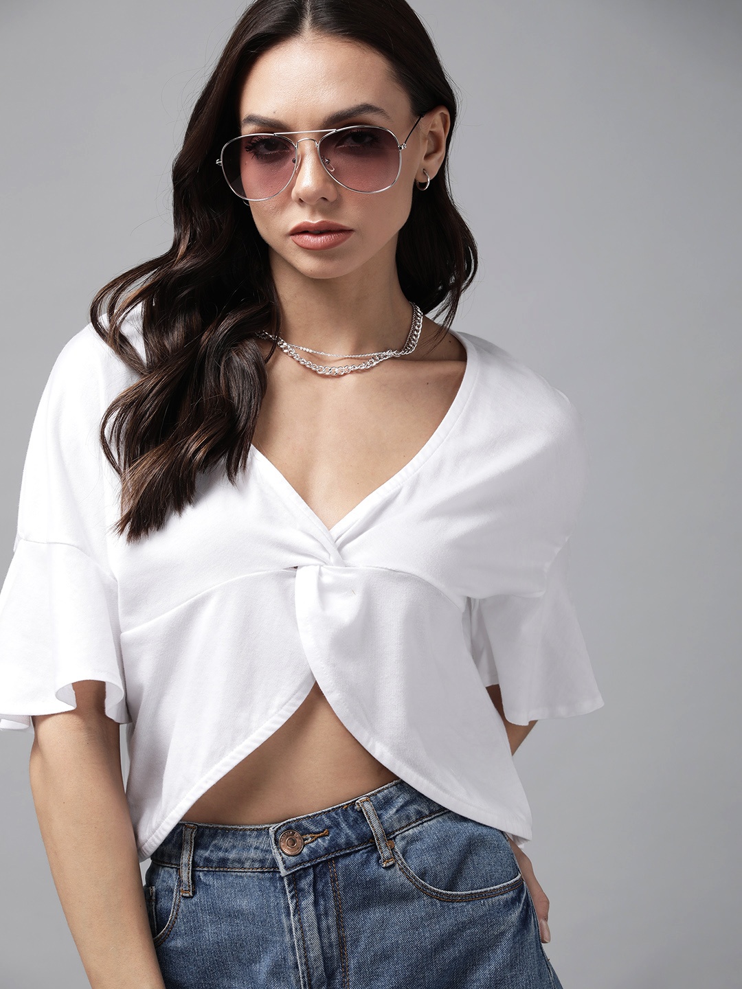 

Roadster White Solid Twisted Crop Top