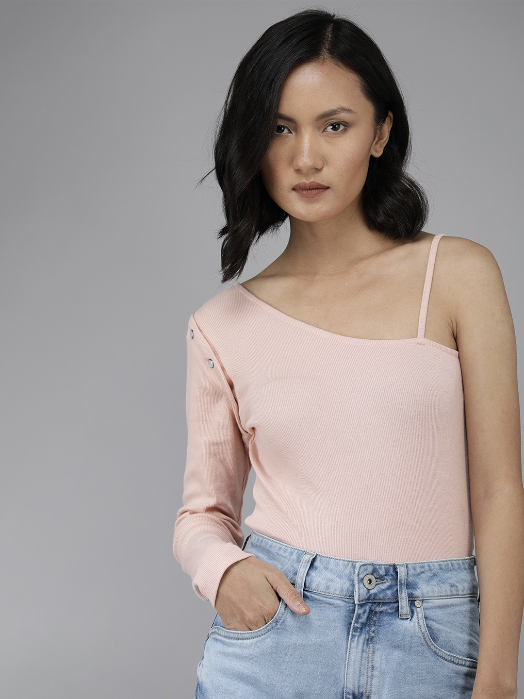 

The Roadster Lifestyle Co Women Rose Self Design One Shoulder Top