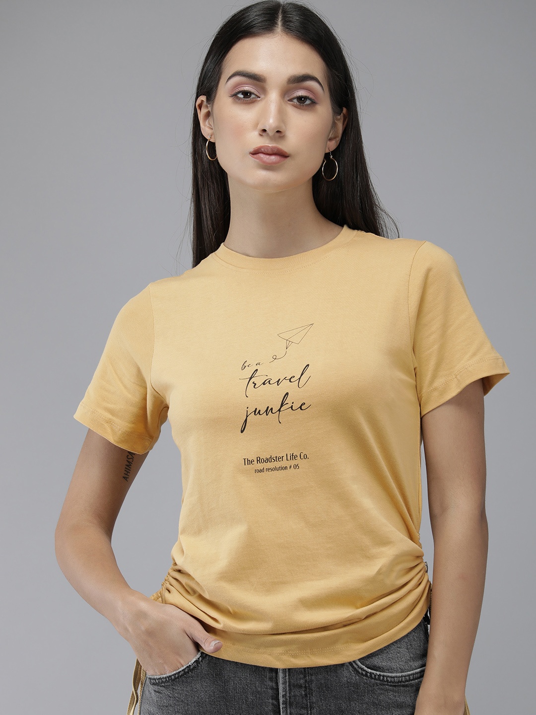

The Roadster Lifestyle Co. Women Mustard Yellow Printed Pure Cotton Ruched T-shirt