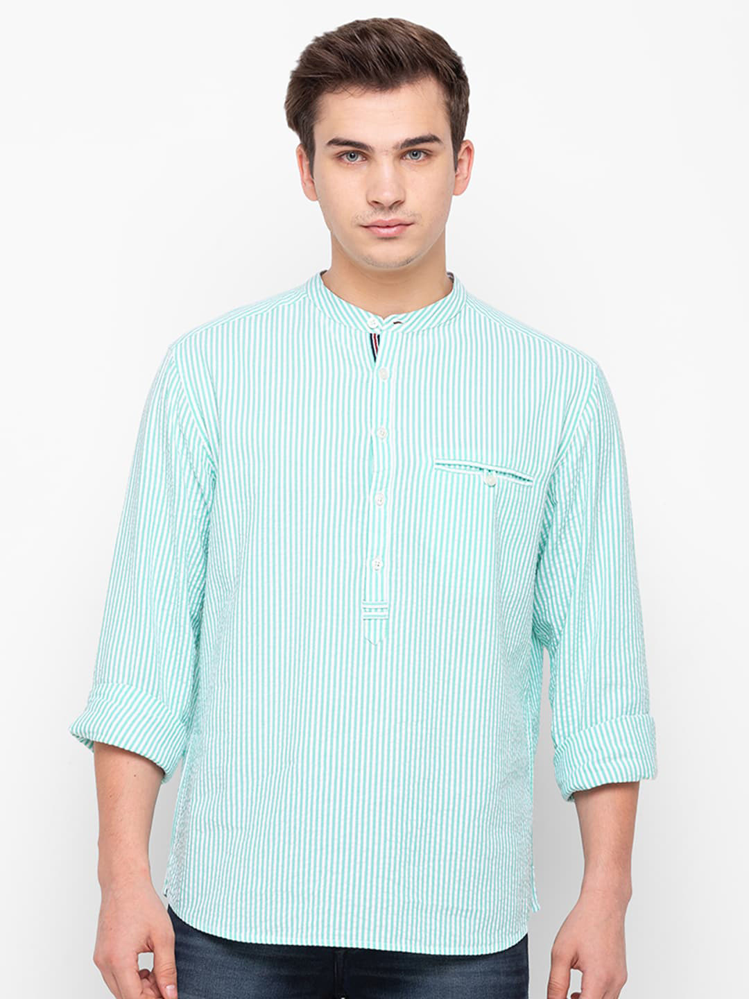 

Globus Men Green Striped Casual Shirt