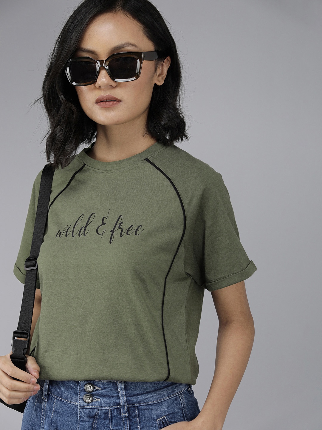 

Roadster Women Olive Green & Black Typography Printed Slim Fit Pure Cotton Casual T-shirt