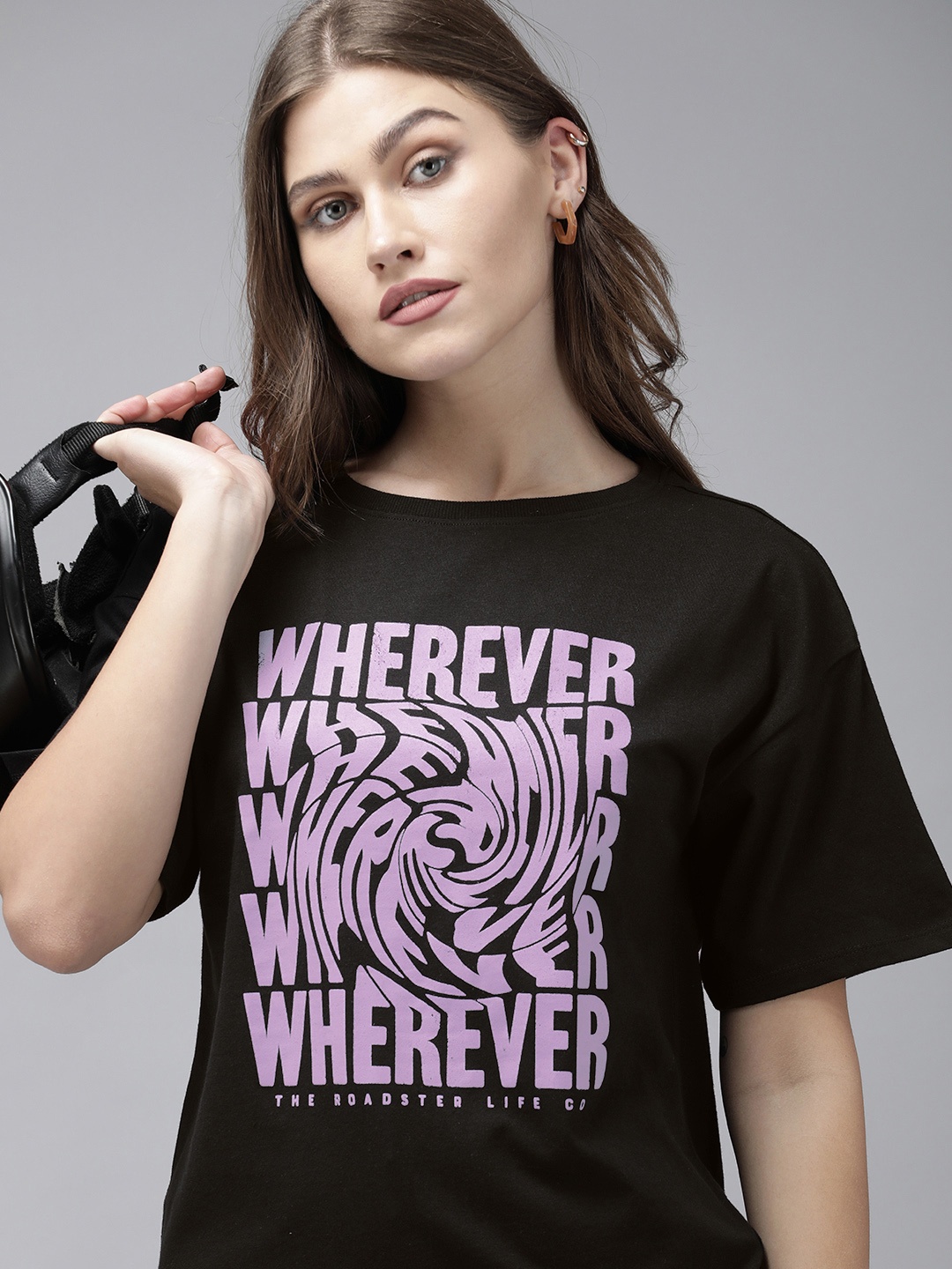 

The Roadster Lifestyle Co Women Black Graphic Printed Pure Cotton Casual T-shirt