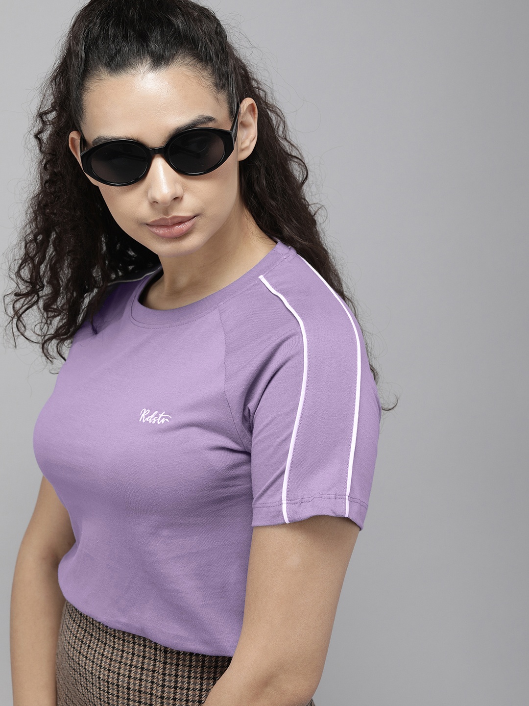 

The Roadster Lifestyle Co Women Lavender Embroidered Pure Cotton Casual T-shirt