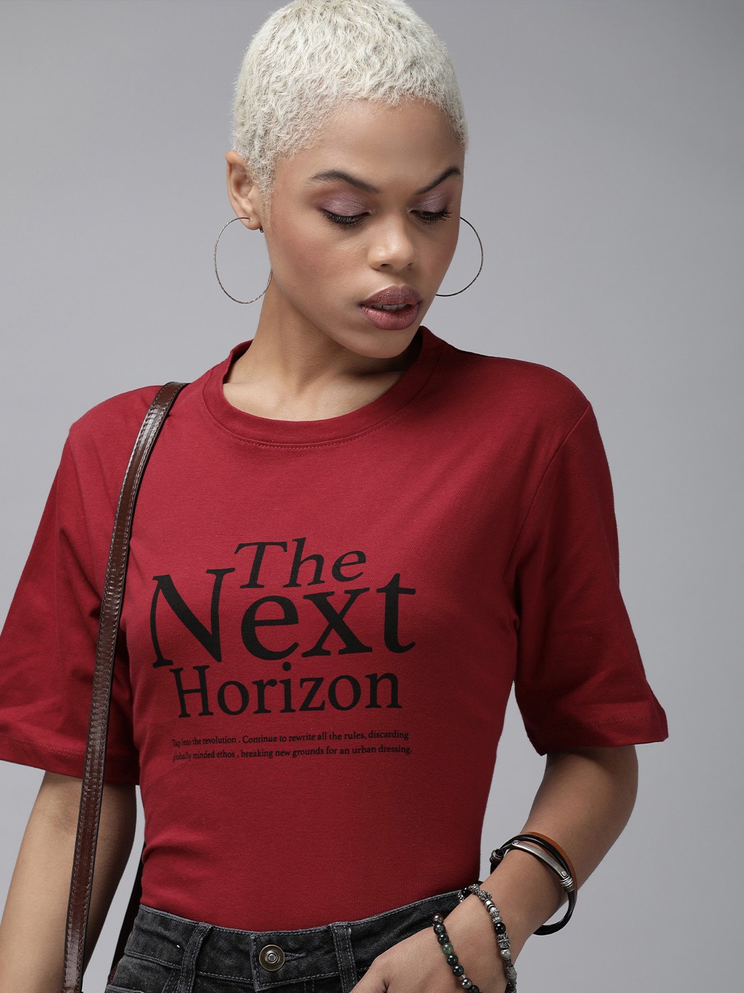 

The Roadster Lifestyle Co Women Red & Black Typography Printed Drop-Shoulder Sleeves Pure Cotton T-shirt