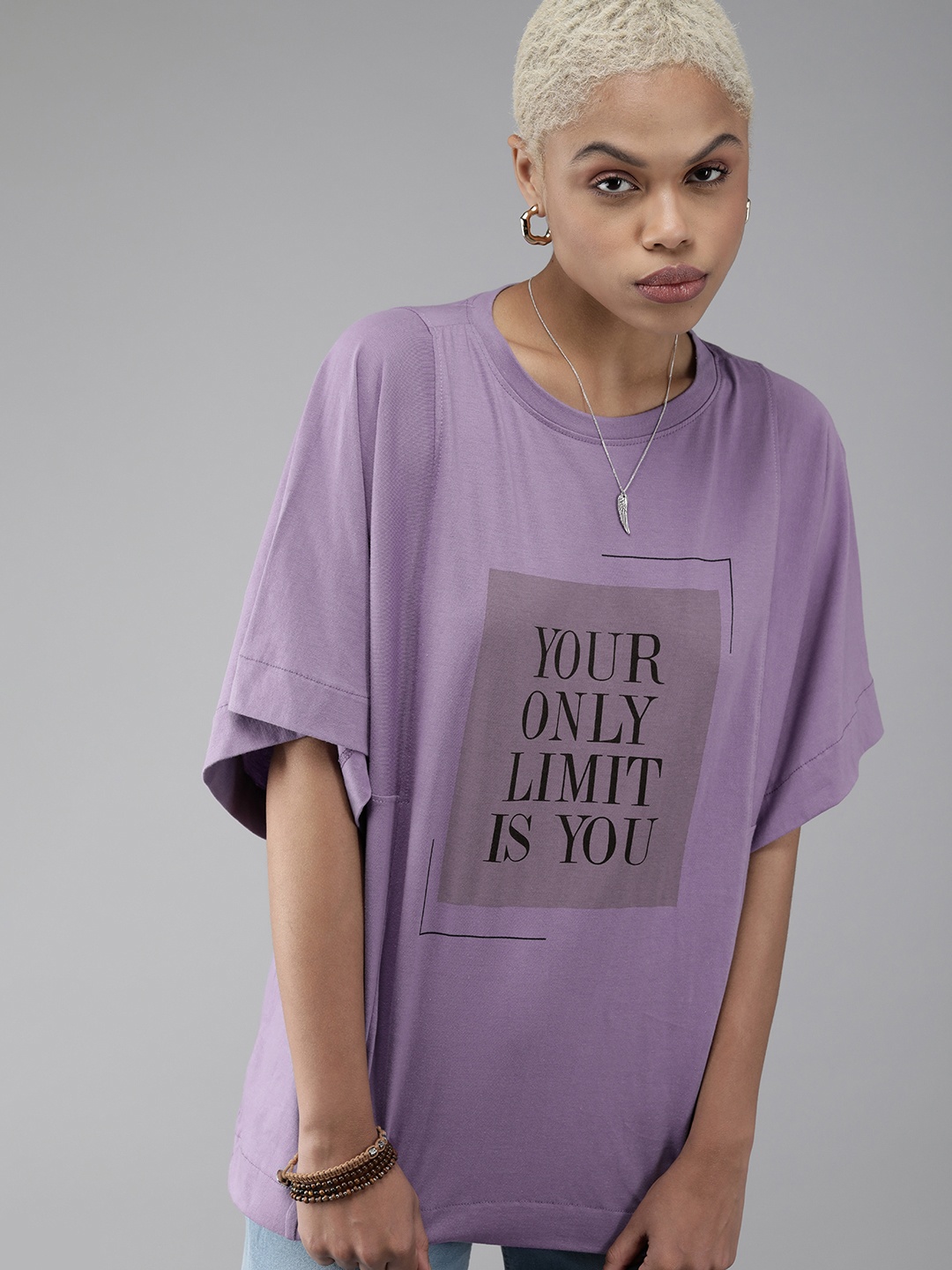 

The Roadster Lifestyle Co Women Purple Printed Drop-Shoulder Sleeves Pure Cotton T-shirt