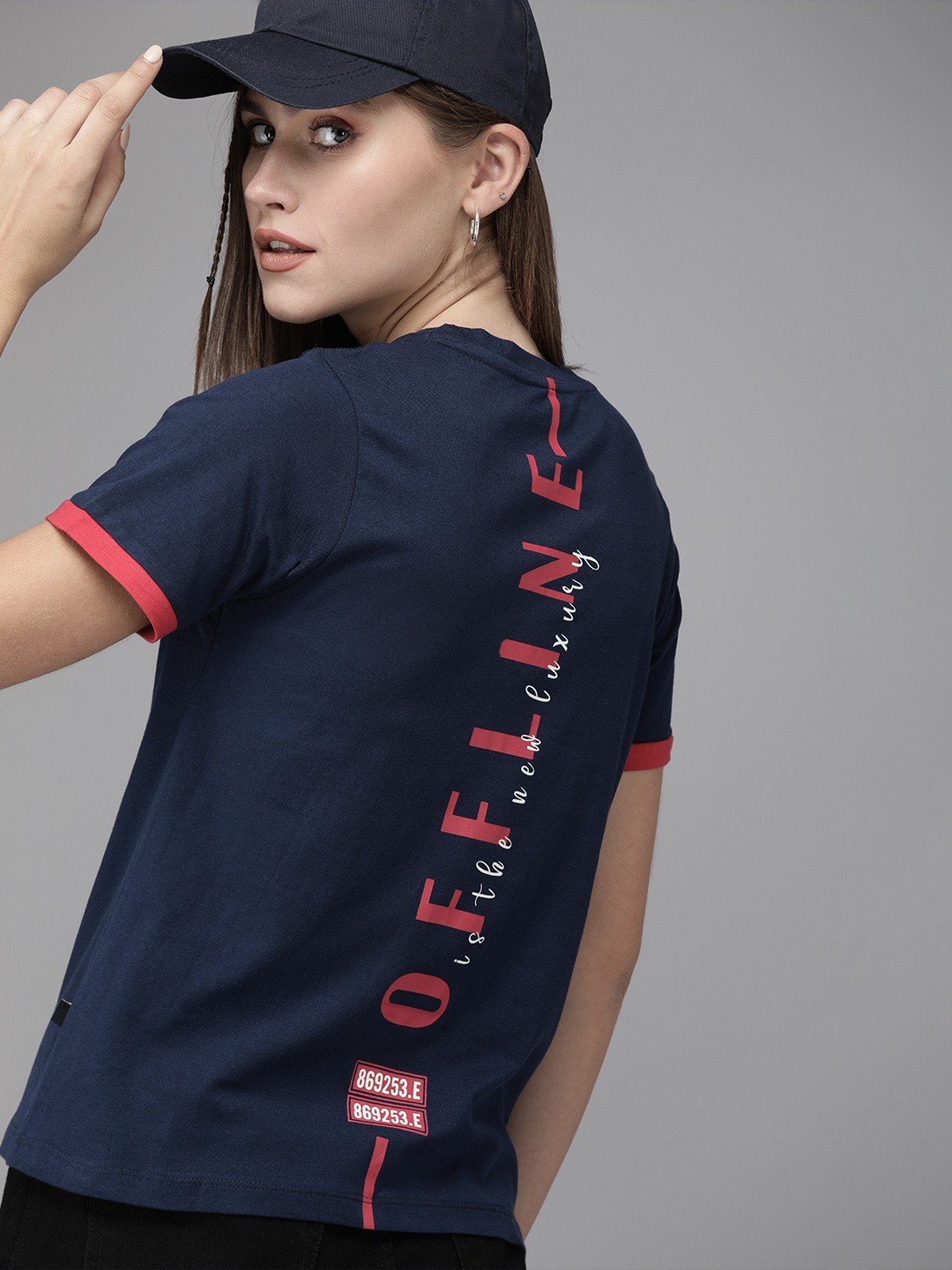 

Roadster Women Navy Blue & Pink Typography Printed T-shirt