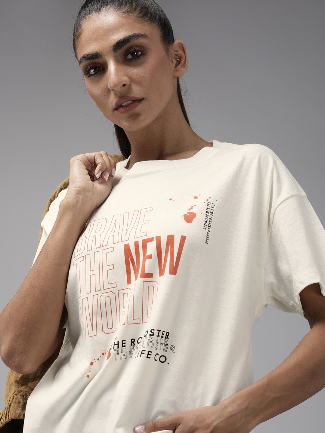 

Roadster Women Off-White & Orange Printed Pure Cotton Boxy T-shirt