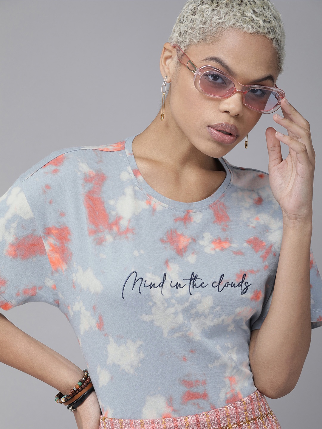 

Roadster Women Blue & Orange Typography Printed Drop-Shoulder Sleeves Pure Cotton T-shirt