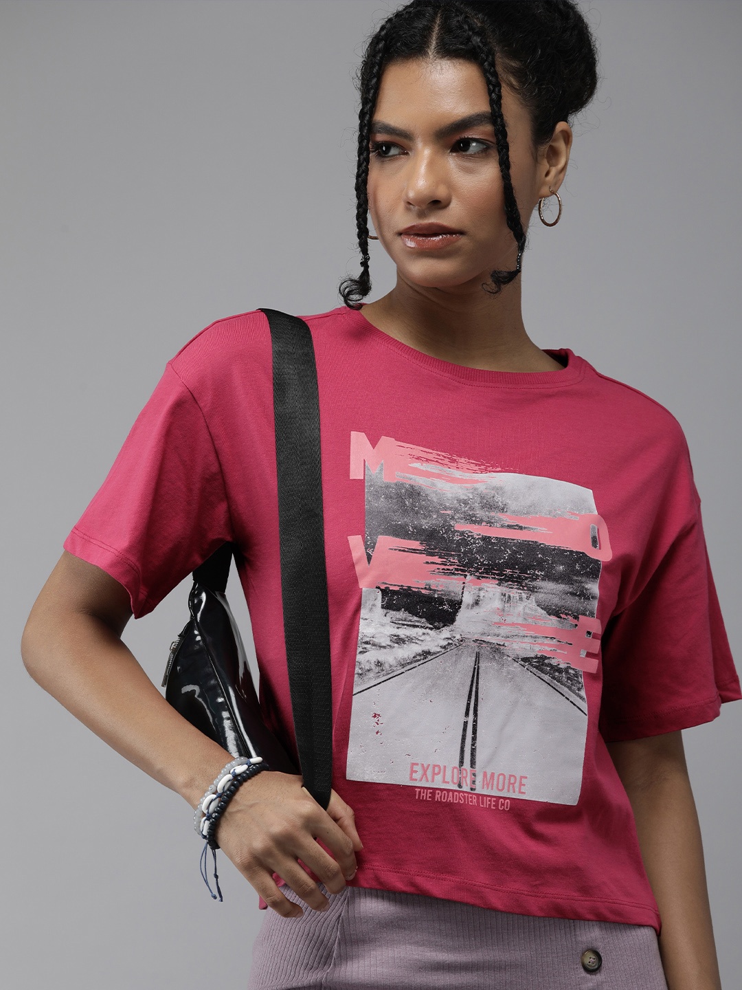 

The Roadster Lifestyle Co Women Pink & Grey Printed Pure Cotton Drop Sleeves T-shirt