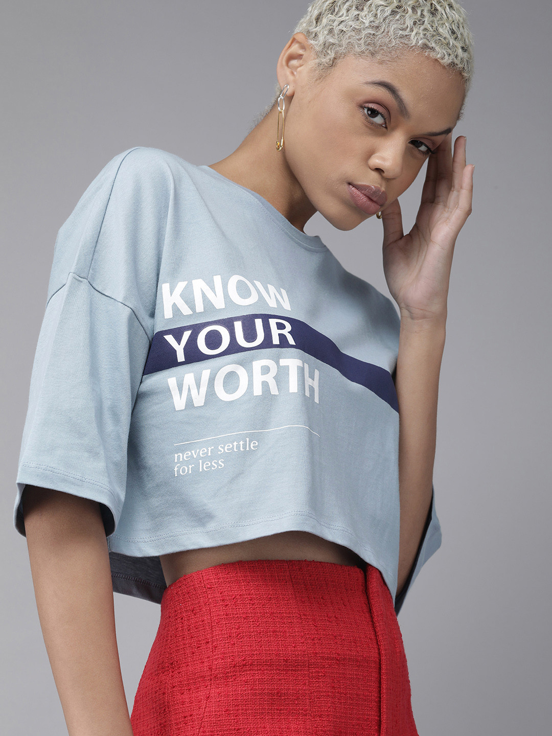 

The Roadster Lifestyle Co Women Blue & White Printed Extended Sleeves T-shirt