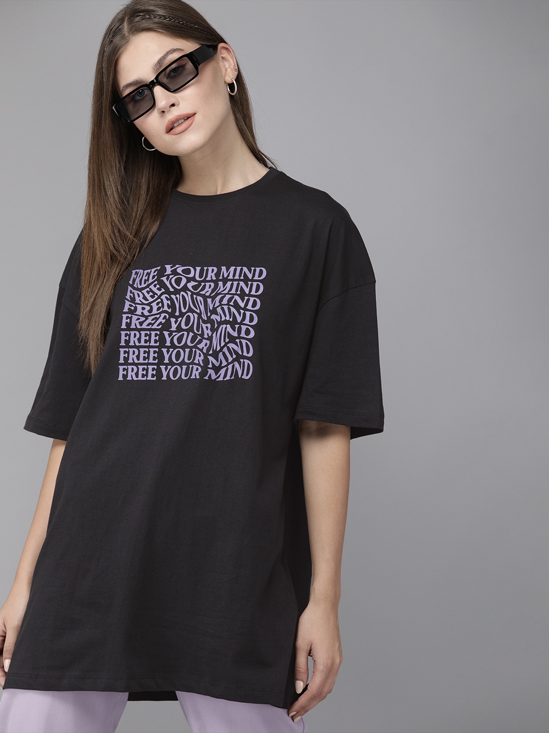 

Roadster Women Black & Lavender Typography Printed Pure Cotton Boxy Longline T-shirt