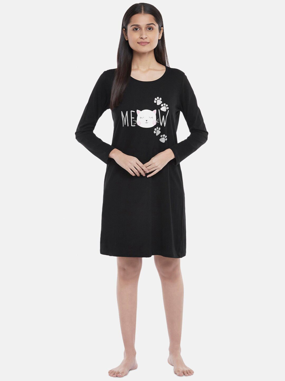 

Dreamz by Pantaloons Women Black Printed Pure Cotton T-shirt Nightdress