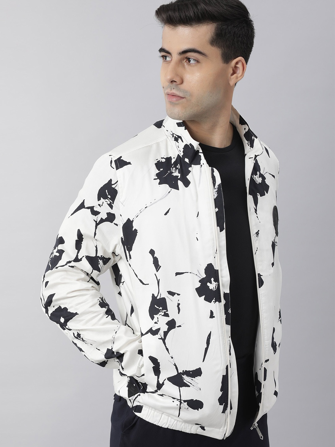 

RARE RABBIT Men Sketchy Slim Fit Longline Sporty Jacket, Off white