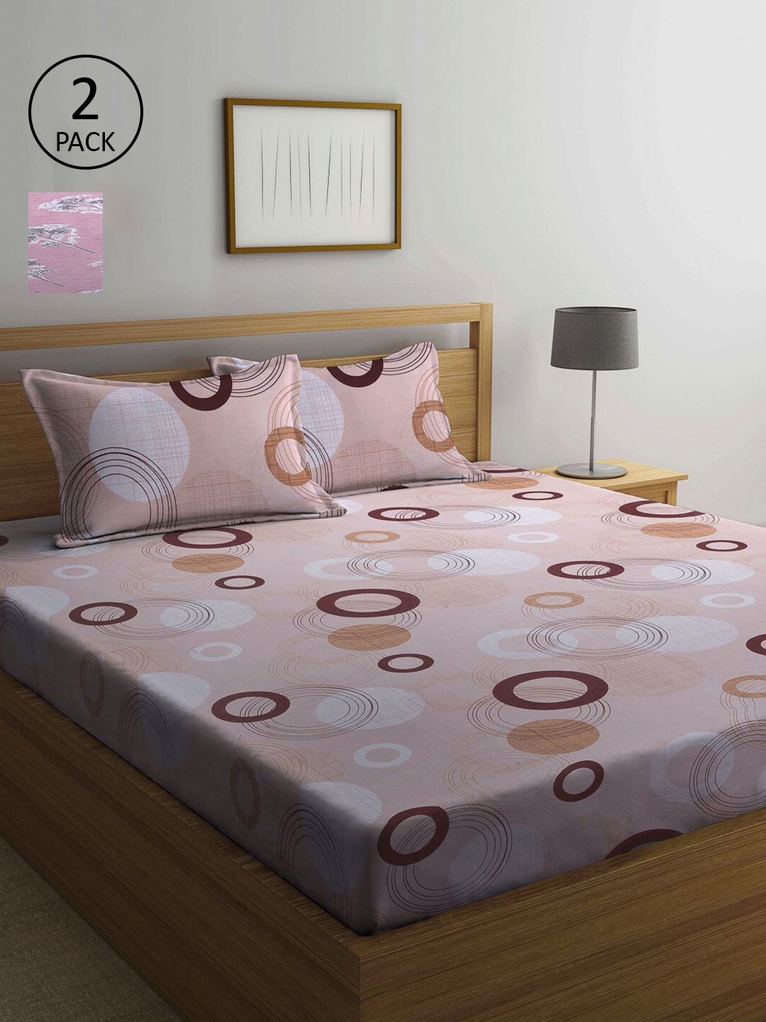 

KLOTTHE Pink & White Geometric 210 TC 2 Queen Bedsheet with 4 Pillow Covers