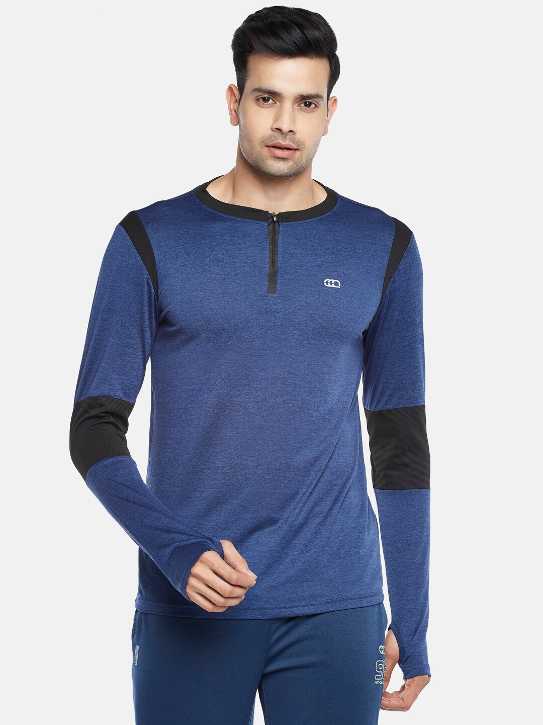 

Ajile by Pantaloons Men Navy Blue & Black Slim Fit T-shirt