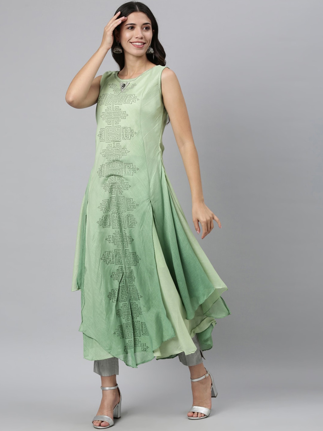 

Neerus Women Green Embellished Kurta