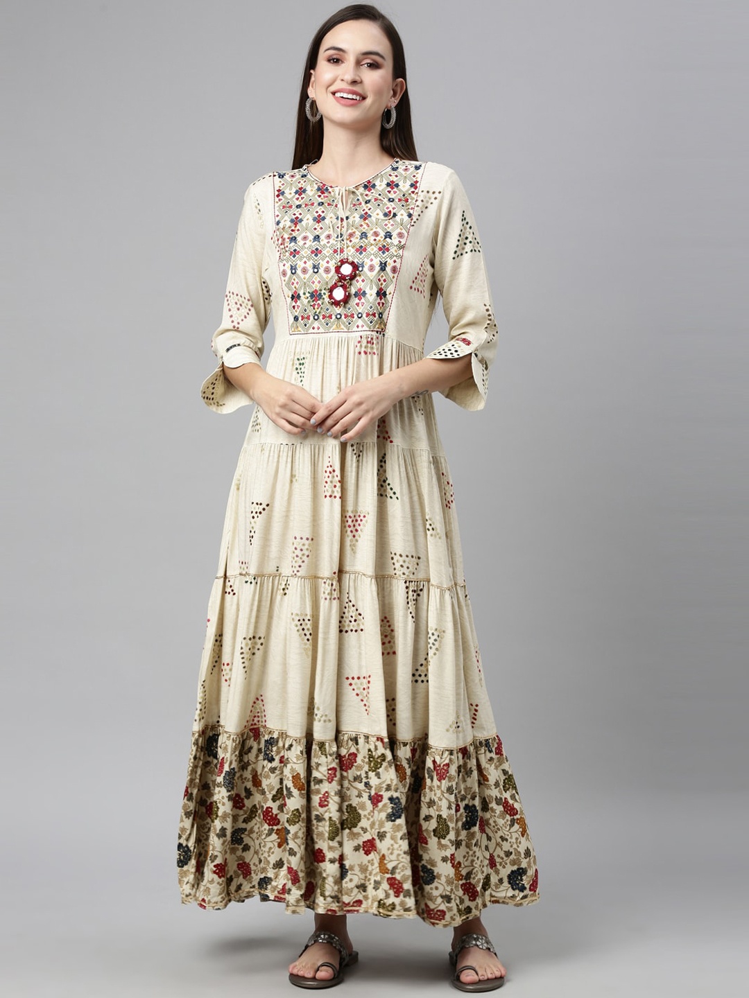 

Neerus Women Cream-Coloured Ethnic Motifs Embroidered Thread Work Anarkali Kurta