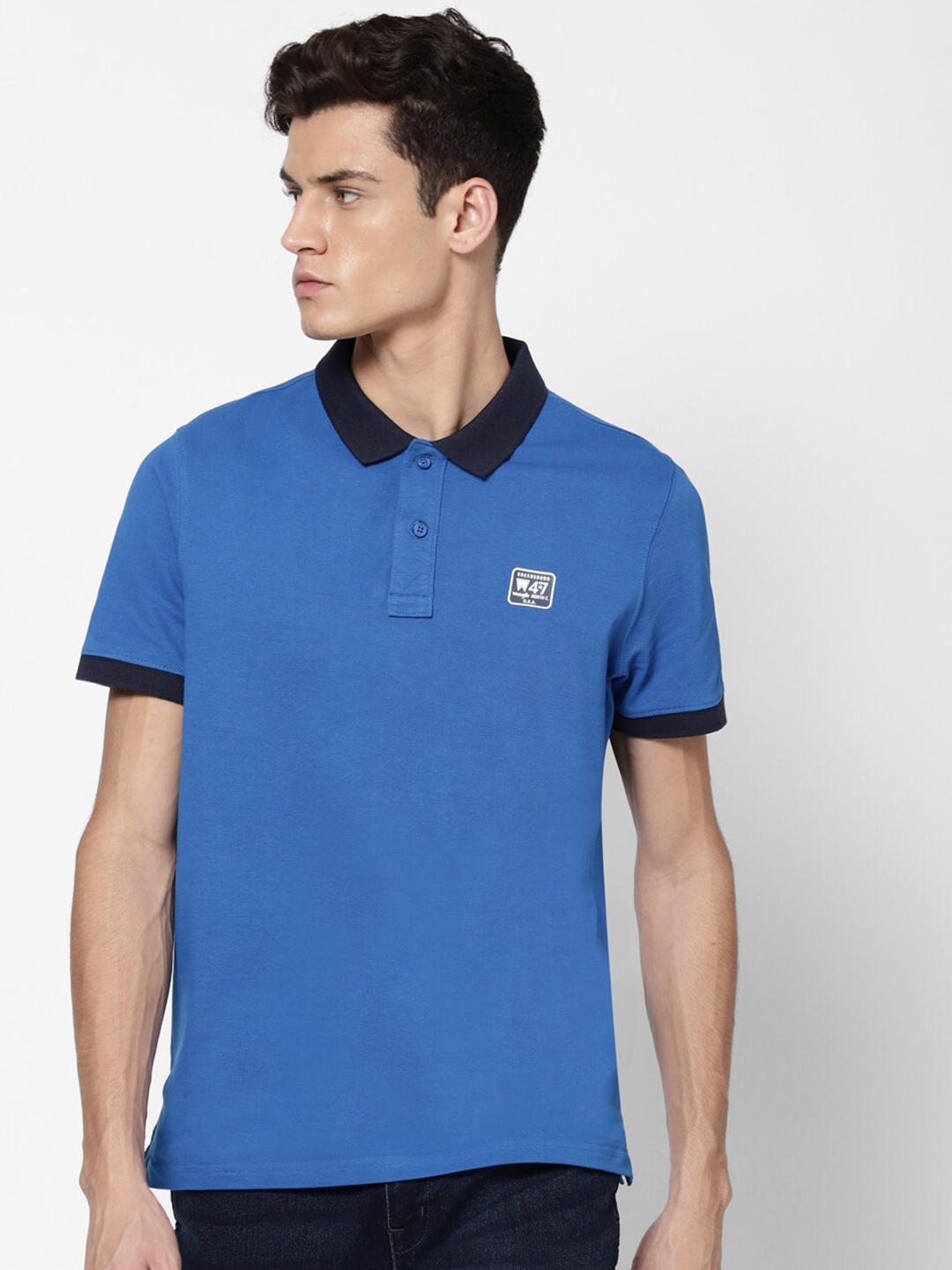 

Wrangler Men Blue Polo Collar T-shirt