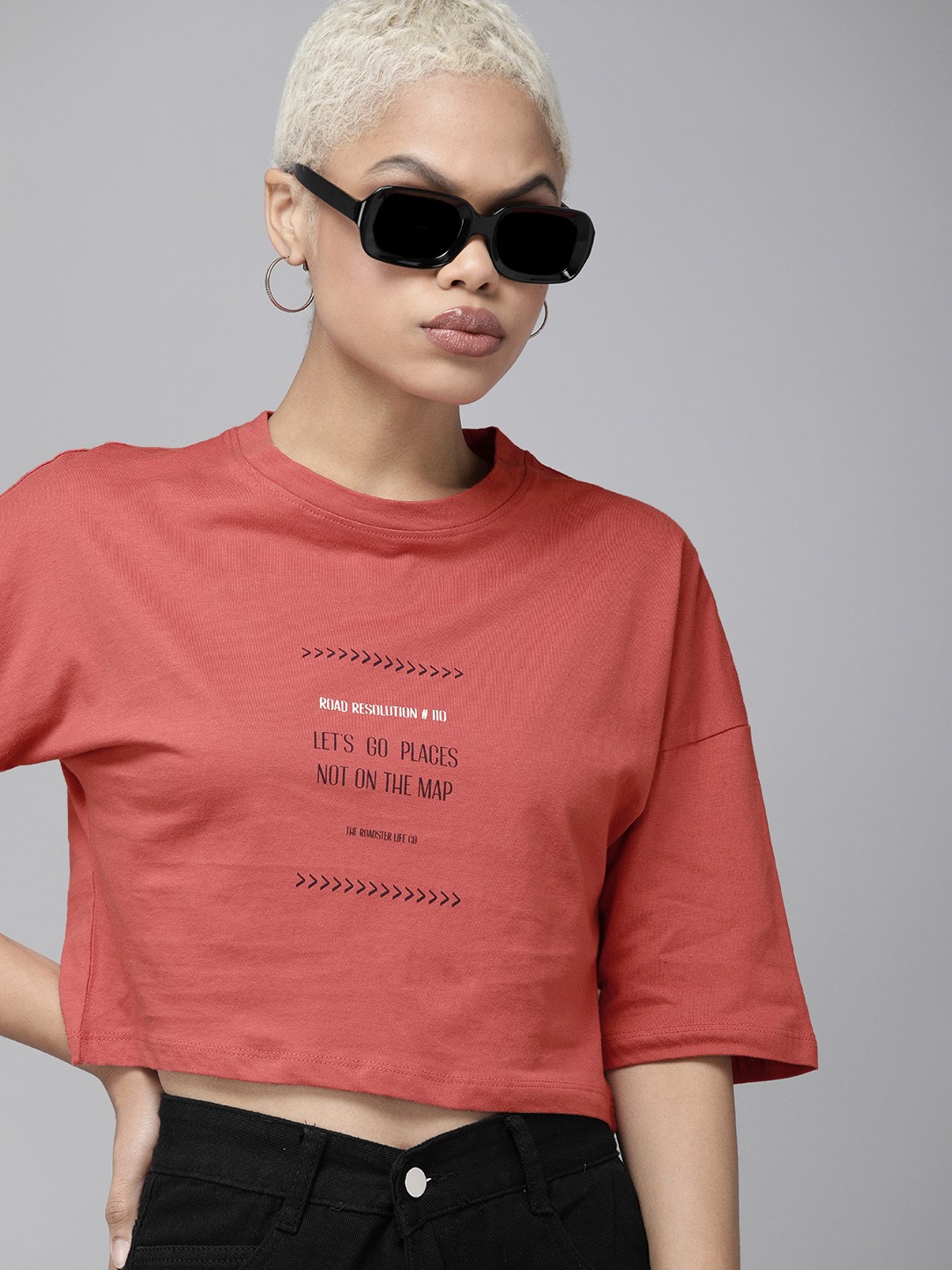 

The Roadster Lifestyle Co Women Rose Typography Printed Casual T-shirt