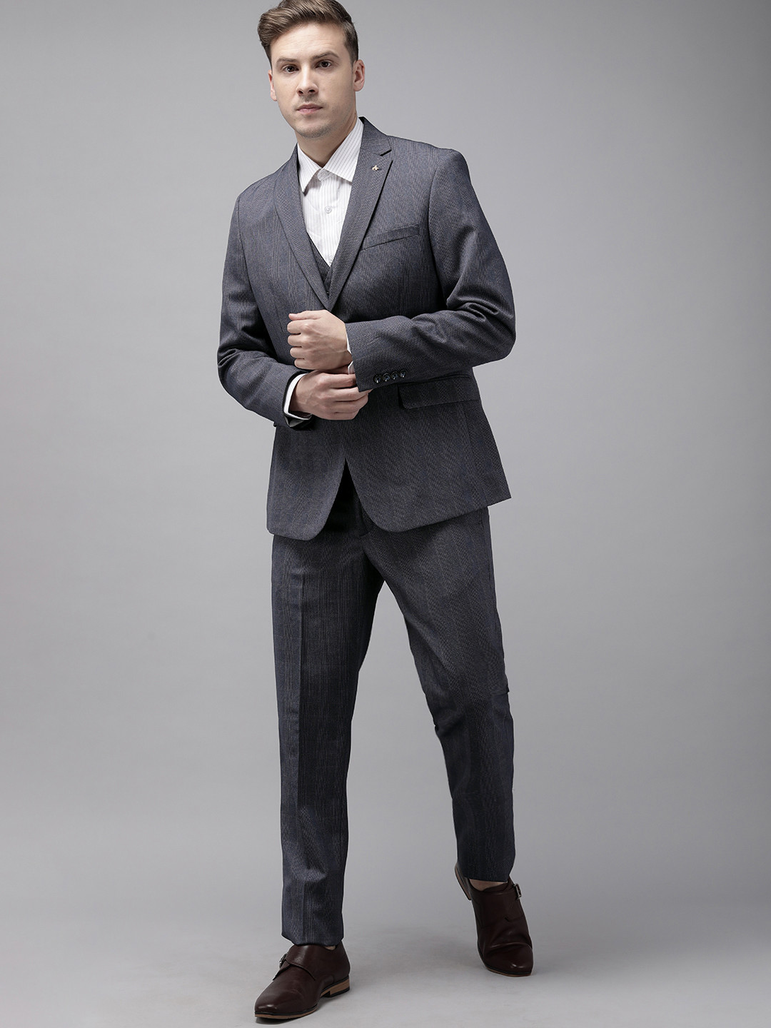 

Arrow Men Navy Blue Checked Tailored Fit 3-Piece Formal Suit